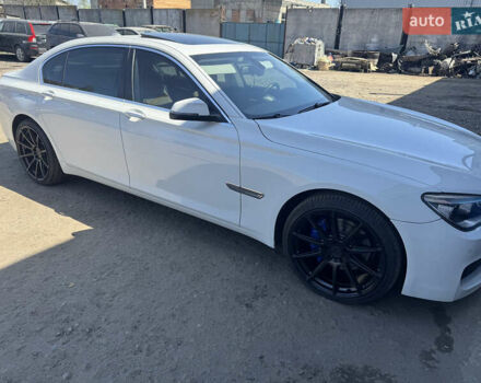 Белый БМВ 7 Серия, объемом двигателя 2.98 л и пробегом 172 тыс. км за 20300 $, фото 3 на Automoto.ua