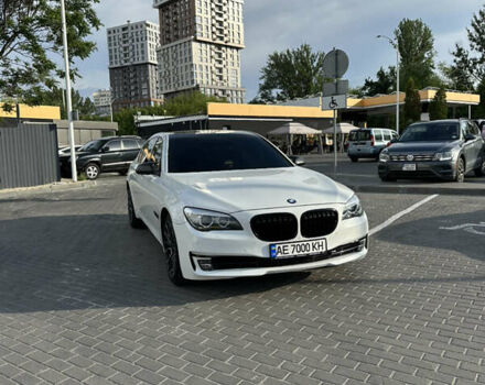 Белый БМВ 7 Серия, объемом двигателя 2.98 л и пробегом 195 тыс. км за 16900 $, фото 23 на Automoto.ua
