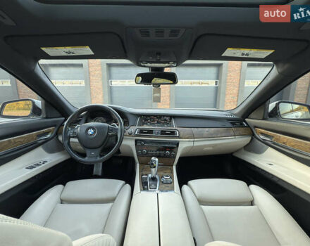 Белый БМВ 7 Серия, объемом двигателя 3 л и пробегом 142 тыс. км за 16500 $, фото 16 на Automoto.ua