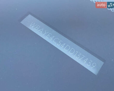 Белый БМВ 7 Серия, объемом двигателя 3 л и пробегом 142 тыс. км за 16500 $, фото 55 на Automoto.ua