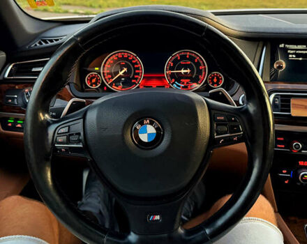 Белый БМВ 7 Серия, объемом двигателя 2.98 л и пробегом 190 тыс. км за 17500 $, фото 23 на Automoto.ua