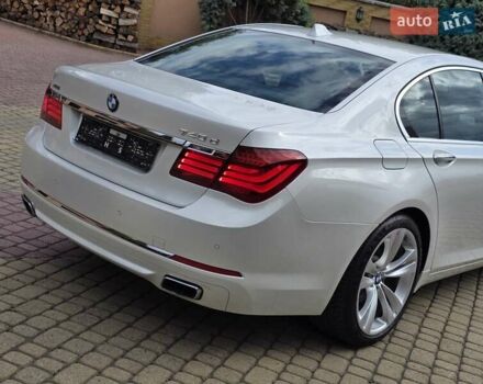 Белый БМВ 7 Серия, объемом двигателя 3 л и пробегом 240 тыс. км за 26555 $, фото 6 на Automoto.ua