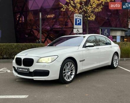 БМВ 7 Серия 2014 в Киеве на Automoto.ua Белый БМВ 7 Серия, объемом двигателя 2.98 л и пробегом 193 тыс. км за 22990 $, фото 2 на Automoto.ua