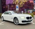 БМВ 7 Серия 2014 в Киеве на Automoto.ua Белый БМВ 7 Серия, объемом двигателя 2.98 л и пробегом 193 тыс. км за 22990 $, фото 1 на Automoto.ua