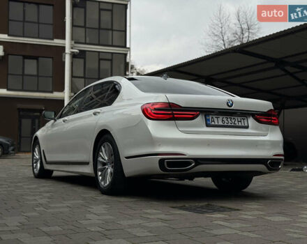 Белый БМВ 7 Серия, объемом двигателя 2.99 л и пробегом 124 тыс. км за 45000 $, фото 21 на Automoto.ua