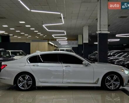 Белый БМВ 7 Серия, объемом двигателя 3 л и пробегом 161 тыс. км за 29979 $, фото 11 на Automoto.ua