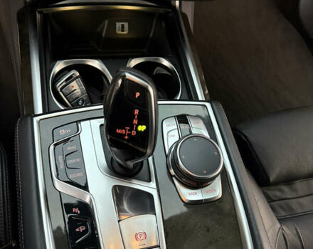 Белый БМВ 7 Серия, объемом двигателя 4.4 л и пробегом 126 тыс. км за 27777 $, фото 32 на Automoto.ua