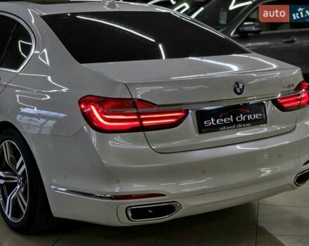 Белый БМВ 7 Серия, объемом двигателя 3 л и пробегом 161 тыс. км за 29979 $, фото 7 на Automoto.ua