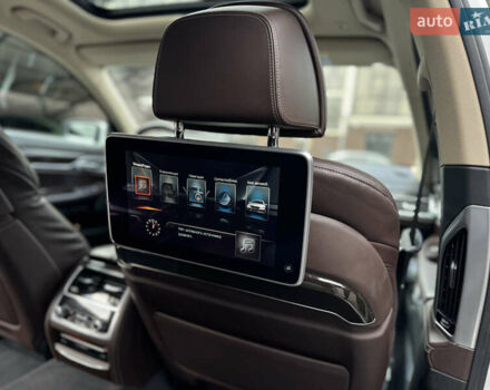 Белый БМВ 7 Серия, объемом двигателя 2.99 л и пробегом 124 тыс. км за 45000 $, фото 9 на Automoto.ua