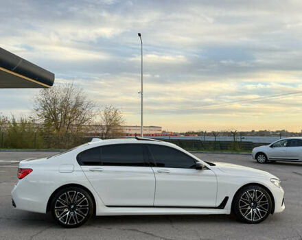 Белый БМВ 7 Серия, объемом двигателя 4.4 л и пробегом 126 тыс. км за 27777 $, фото 4 на Automoto.ua