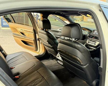 Белый БМВ 7 Серия, объемом двигателя 4.4 л и пробегом 126 тыс. км за 27777 $, фото 21 на Automoto.ua