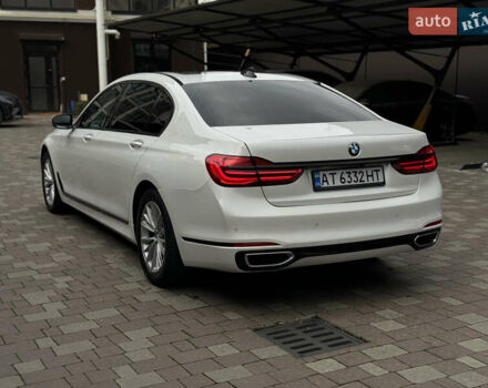 Белый БМВ 7 Серия, объемом двигателя 2.99 л и пробегом 124 тыс. км за 45000 $, фото 3 на Automoto.ua