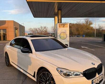 Белый БМВ 7 Серия, объемом двигателя 4.4 л и пробегом 126 тыс. км за 27777 $, фото 17 на Automoto.ua