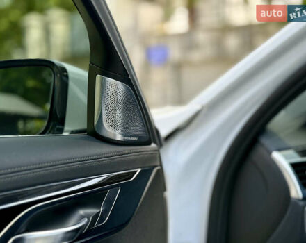 Белый БМВ 7 Серия, объемом двигателя 4.4 л и пробегом 110 тыс. км за 35500 $, фото 14 на Automoto.ua