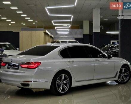 Белый БМВ 7 Серия, объемом двигателя 3 л и пробегом 161 тыс. км за 29979 $, фото 8 на Automoto.ua