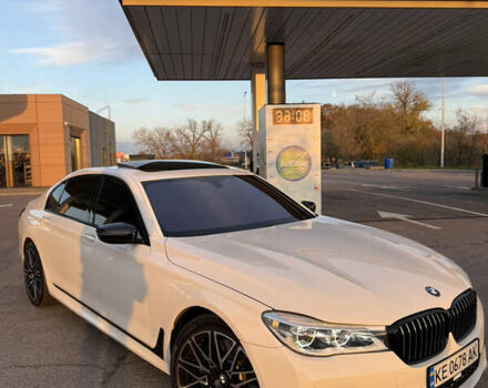 Белый БМВ 7 Серия, объемом двигателя 4.4 л и пробегом 126 тыс. км за 27777 $, фото 18 на Automoto.ua