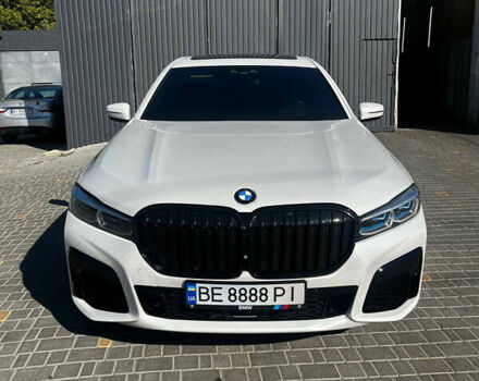 Белый БМВ 7 Серия, объемом двигателя 4.39 л и пробегом 67 тыс. км за 42500 $, фото 2 на Automoto.ua