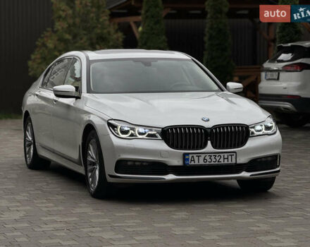 Белый БМВ 7 Серия, объемом двигателя 2.99 л и пробегом 124 тыс. км за 45000 $, фото 14 на Automoto.ua