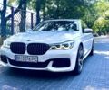 Белый БМВ 7 Серия, объемом двигателя 3 л и пробегом 158 тыс. км за 29700 $, фото 1 на Automoto.ua