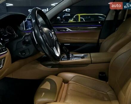 Белый БМВ 7 Серия, объемом двигателя 3 л и пробегом 161 тыс. км за 29979 $, фото 16 на Automoto.ua