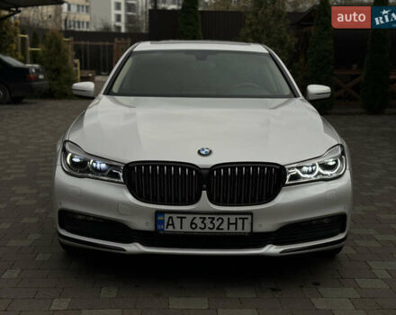Белый БМВ 7 Серия, объемом двигателя 2.99 л и пробегом 124 тыс. км за 45000 $, фото 4 на Automoto.ua