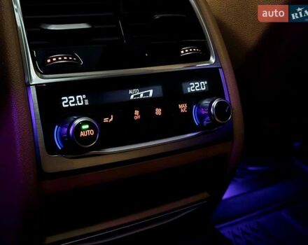 Белый БМВ 7 Серия, объемом двигателя 3 л и пробегом 161 тыс. км за 29979 $, фото 27 на Automoto.ua