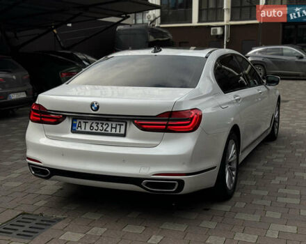 Белый БМВ 7 Серия, объемом двигателя 2.99 л и пробегом 124 тыс. км за 45000 $, фото 25 на Automoto.ua