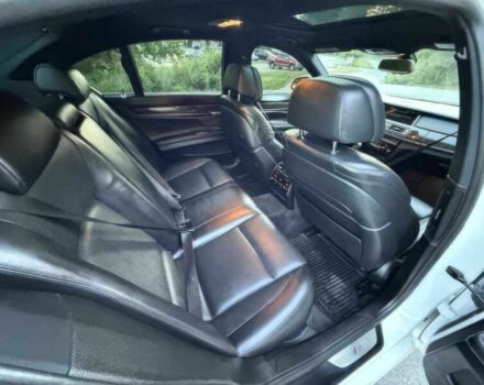 Белый БМВ 7 Серия, объемом двигателя 4.4 л и пробегом 70 тыс. км за 6800 $, фото 8 на Automoto.ua