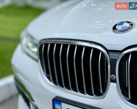 Белый БМВ 7 Серия, объемом двигателя 4.4 л и пробегом 110 тыс. км за 35500 $, фото 4 на Automoto.ua