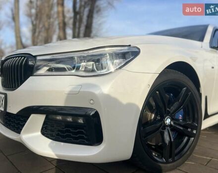 Белый БМВ 7 Серия, объемом двигателя 4.39 л и пробегом 134 тыс. км за 34844 $, фото 37 на Automoto.ua