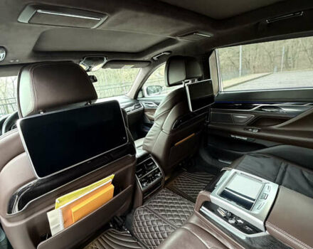 Белый БМВ 7 Серия, объемом двигателя 2.99 л и пробегом 176 тыс. км за 40000 $, фото 10 на Automoto.ua