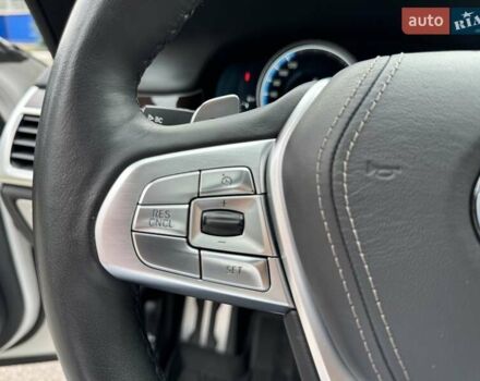 Белый БМВ 7 Серия, объемом двигателя 2.99 л и пробегом 78 тыс. км за 29900 $, фото 41 на Automoto.ua