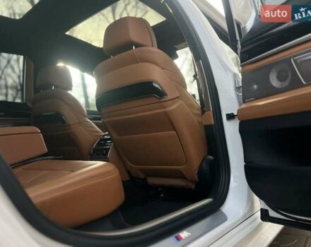 Белый БМВ 7 Серия, объемом двигателя 4.39 л и пробегом 134 тыс. км за 34844 $, фото 57 на Automoto.ua