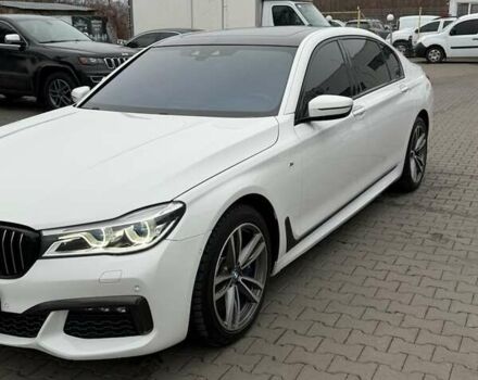 Белый БМВ 7 Серия, объемом двигателя 3 л и пробегом 122 тыс. км за 29500 $, фото 2 на Automoto.ua