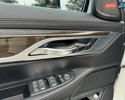 Белый БМВ 7 Серия, объемом двигателя 2.99 л и пробегом 78 тыс. км за 29900 $, фото 28 на Automoto.ua