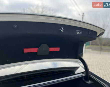 Белый БМВ 7 Серия, объемом двигателя 2.99 л и пробегом 200 тыс. км за 35000 $, фото 78 на Automoto.ua