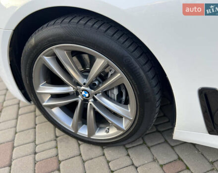 Белый БМВ 7 Серия, объемом двигателя 2.99 л и пробегом 200 тыс. км за 35000 $, фото 26 на Automoto.ua