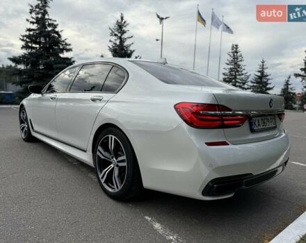 Белый БМВ 7 Серия, объемом двигателя 2.99 л и пробегом 78 тыс. км за 29900 $, фото 6 на Automoto.ua