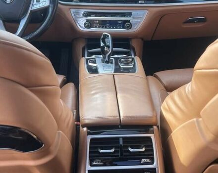 Белый БМВ 7 Серия, объемом двигателя 4.39 л и пробегом 134 тыс. км за 34844 $, фото 16 на Automoto.ua