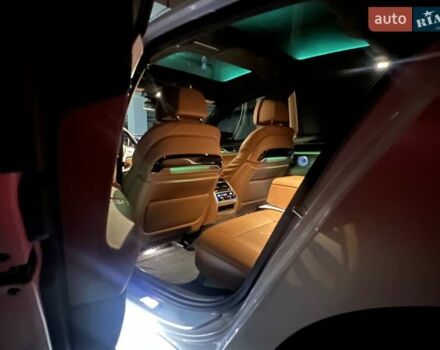 Белый БМВ 7 Серия, объемом двигателя 4.39 л и пробегом 134 тыс. км за 34844 $, фото 68 на Automoto.ua