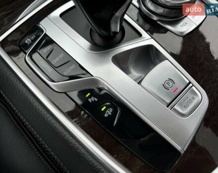 Белый БМВ 7 Серия, объемом двигателя 2.99 л и пробегом 78 тыс. км за 29900 $, фото 59 на Automoto.ua