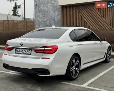 Белый БМВ 7 Серия, объемом двигателя 3 л и пробегом 78 тыс. км за 29700 $, фото 6 на Automoto.ua
