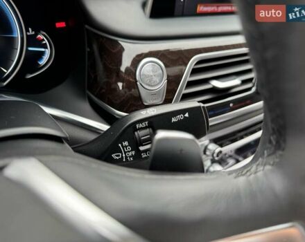 Белый БМВ 7 Серия, объемом двигателя 2.99 л и пробегом 78 тыс. км за 29900 $, фото 43 на Automoto.ua