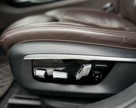 Белый БМВ 7 Серия, объемом двигателя 2.99 л и пробегом 176 тыс. км за 40000 $, фото 2 на Automoto.ua