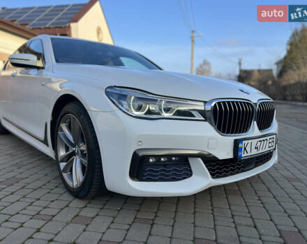 Белый БМВ 7 Серия, объемом двигателя 2.99 л и пробегом 200 тыс. км за 35000 $, фото 16 на Automoto.ua