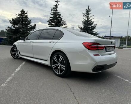 Белый БМВ 7 Серия, объемом двигателя 2.99 л и пробегом 78 тыс. км за 29900 $, фото 10 на Automoto.ua