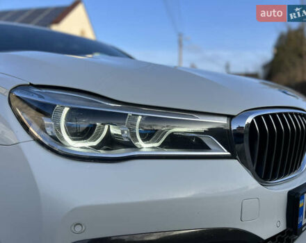 Белый БМВ 7 Серия, объемом двигателя 2.99 л и пробегом 200 тыс. км за 35000 $, фото 17 на Automoto.ua
