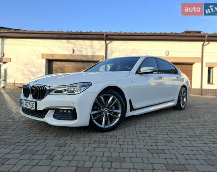 Белый БМВ 7 Серия, объемом двигателя 2.99 л и пробегом 200 тыс. км за 35000 $, фото 1 на Automoto.ua