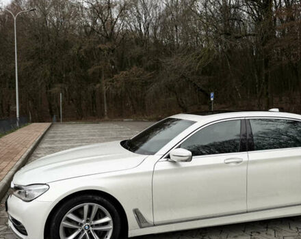 Белый БМВ 7 Серия, объемом двигателя 2.99 л и пробегом 176 тыс. км за 40000 $, фото 6 на Automoto.ua