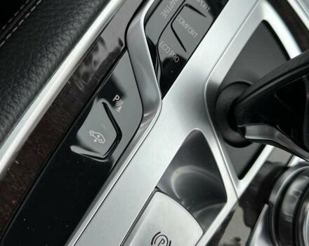 Белый БМВ 7 Серия, объемом двигателя 3 л и пробегом 78 тыс. км за 29700 $, фото 84 на Automoto.ua